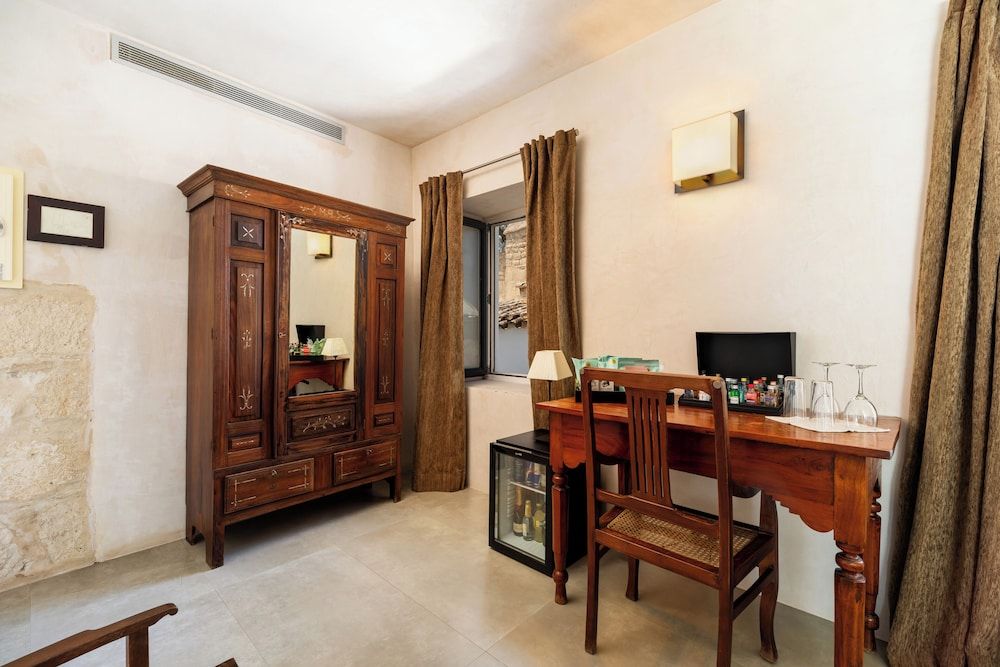 Boutique Hotel V-by Grupo Tribu Deluxe Double Room 36