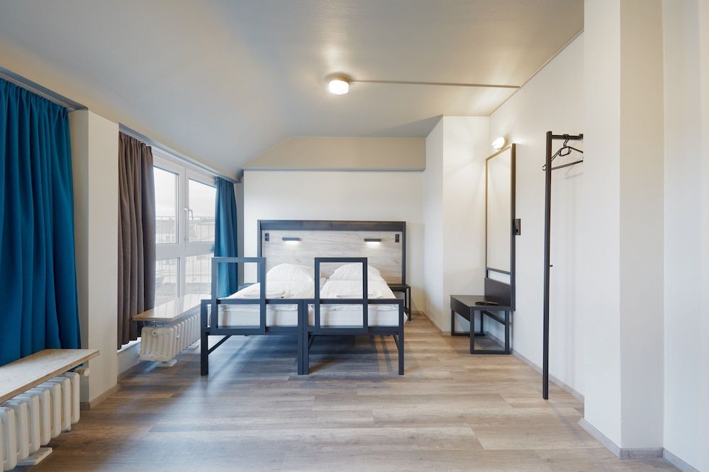 a&o Düsseldorf Hauptbahnhof Twin Room 7