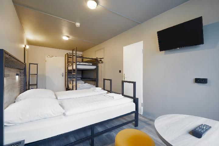 undefined a&o Düsseldorf Hauptbahnhof 7