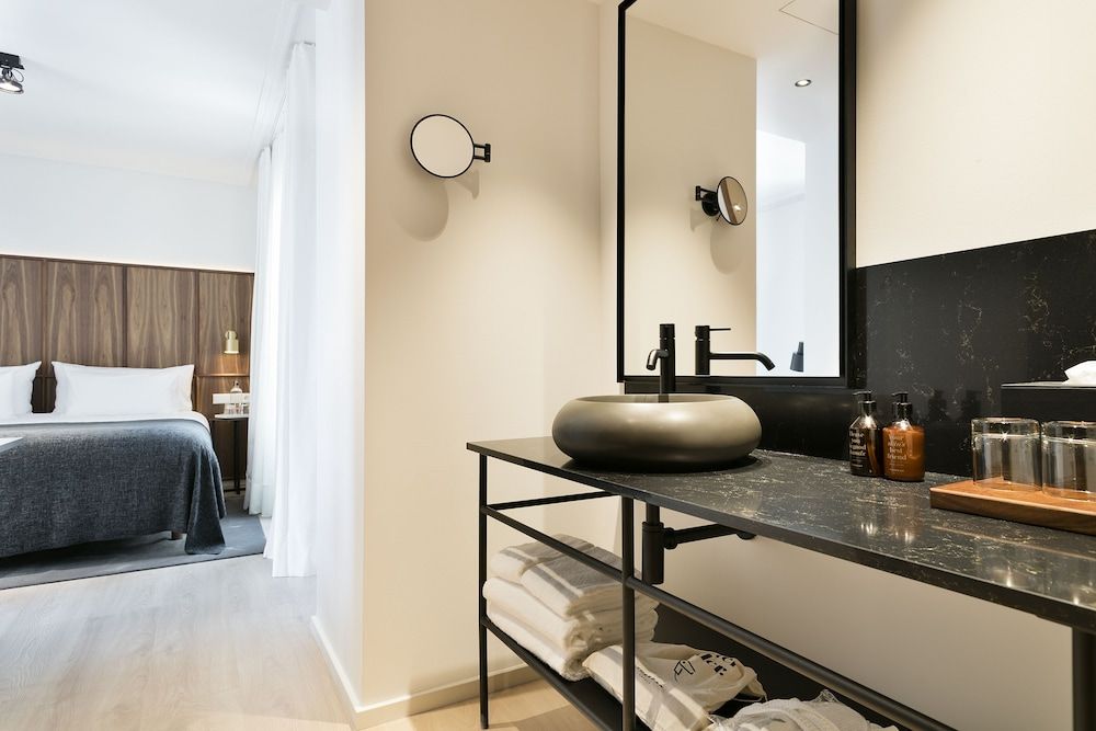 Yurbban Passage Hotel & Spa Basic Double Room 8