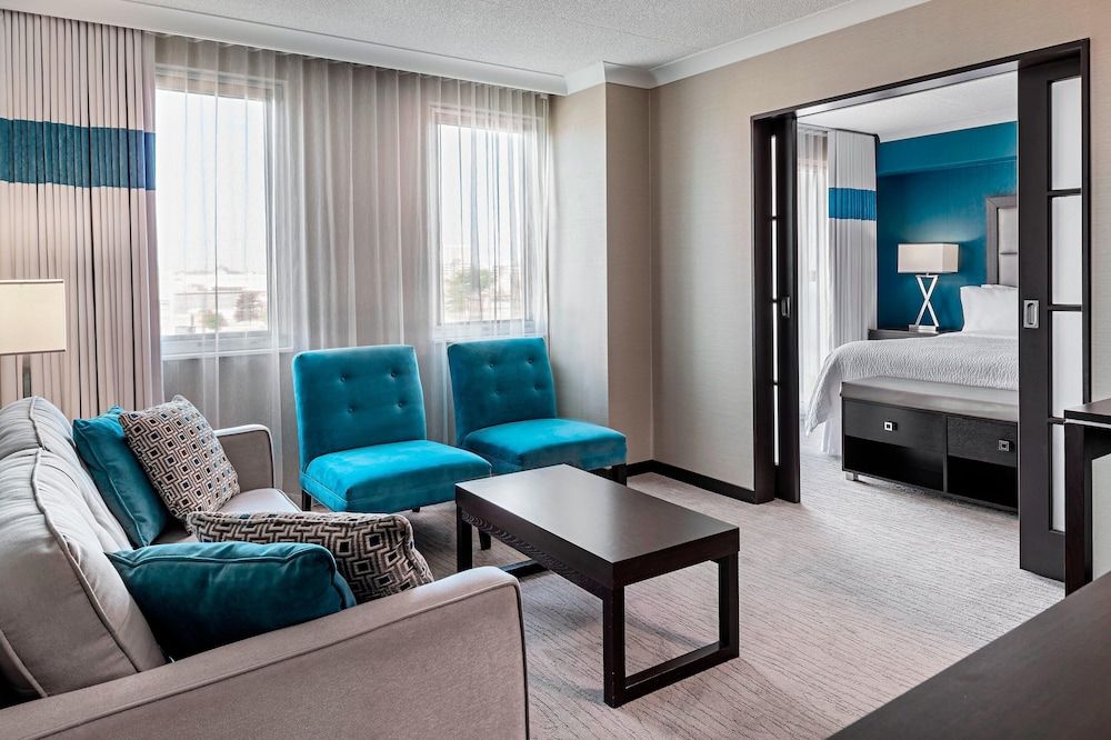 undefined Four Points by Sheraton London 8