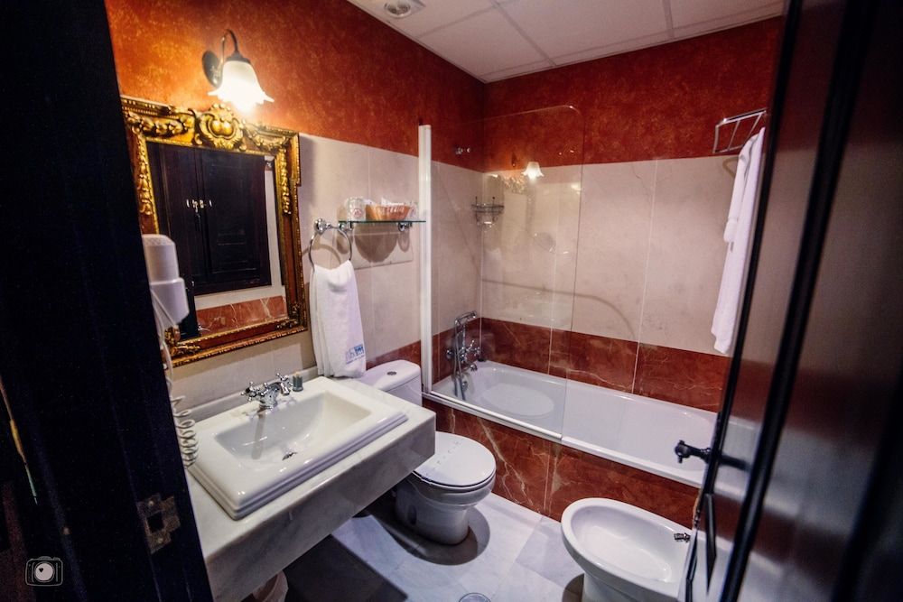 Hotel Posada de Vallina by MiRa Double Room (with extra bed) 10