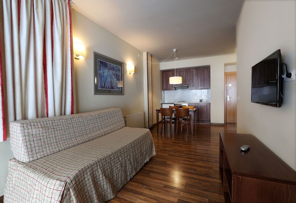 Basic Apartment