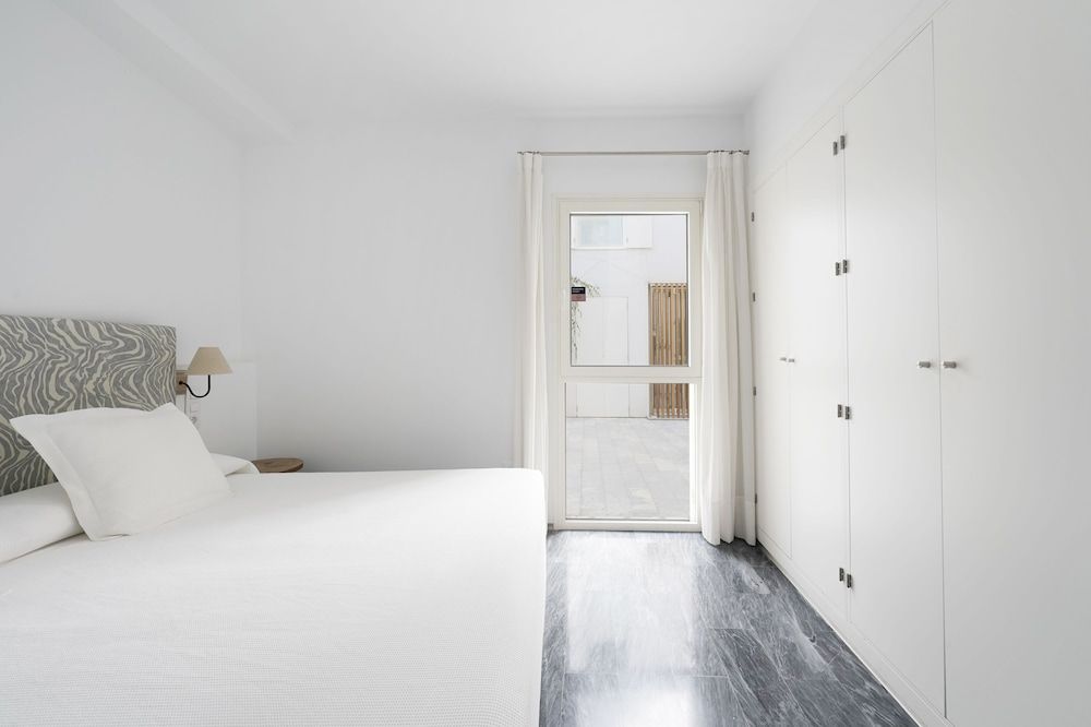 undefined Numa Seville Jondo 8