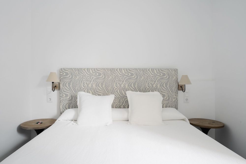 undefined Numa Seville Jondo 9