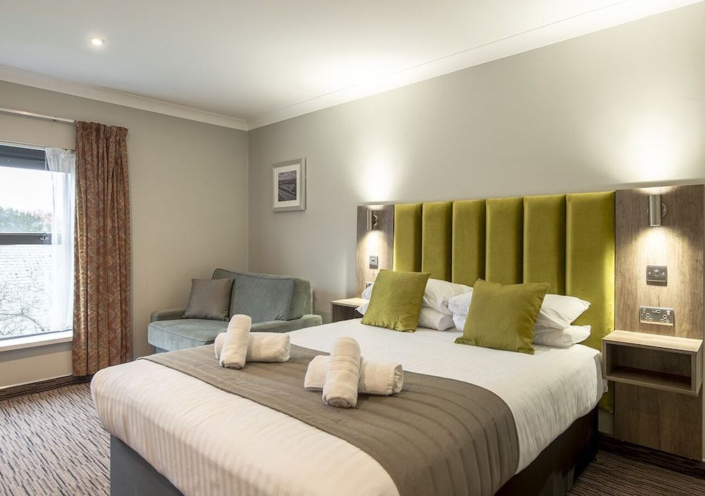 The Hog's Back Hotel & Spa Farnham Family Room 4