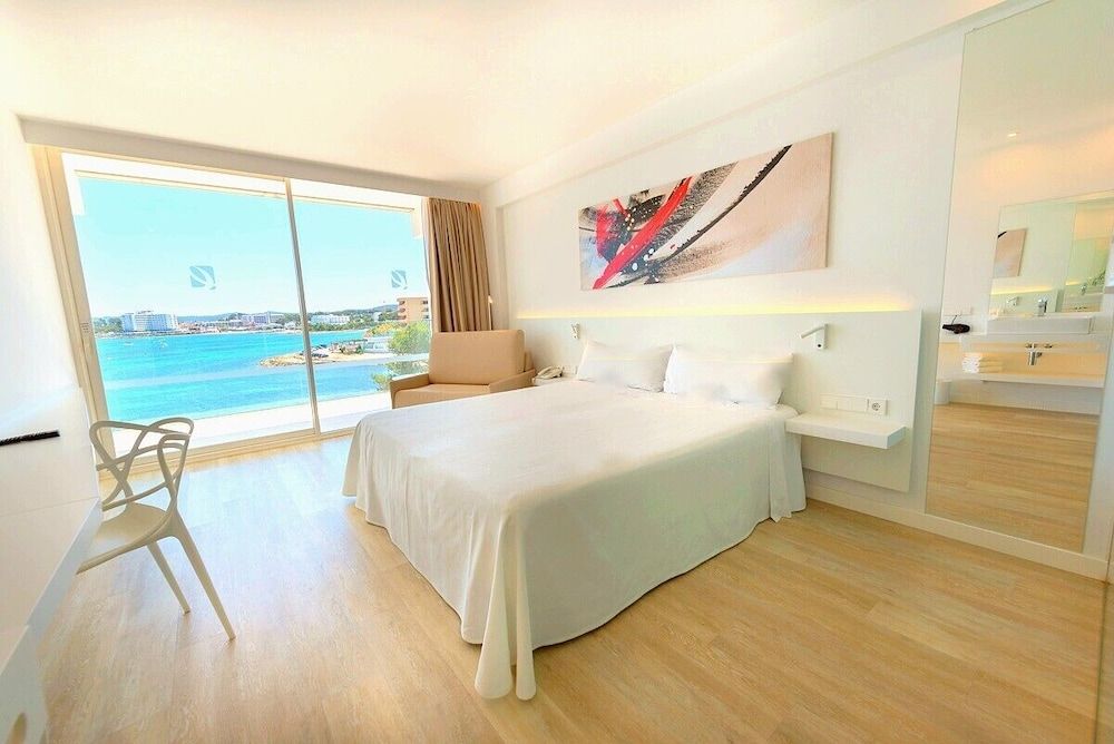Deluxe Room, Balcony, Sea View