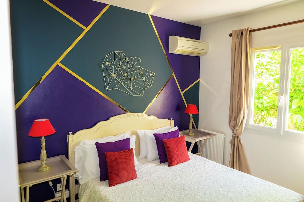 Hôtel Les Oliviers Superior Room, Garden View