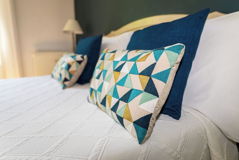 Hôtel Les Oliviers Standard Room, Garden View 7