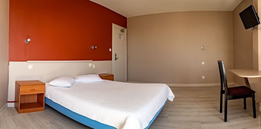 Hotel de la Gare – urban by balladins Standard Triple Room 8