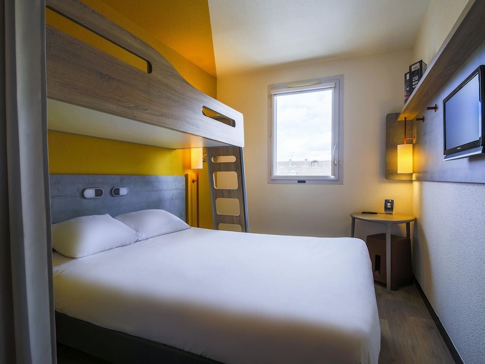 Triple Room, Multiple Beds
