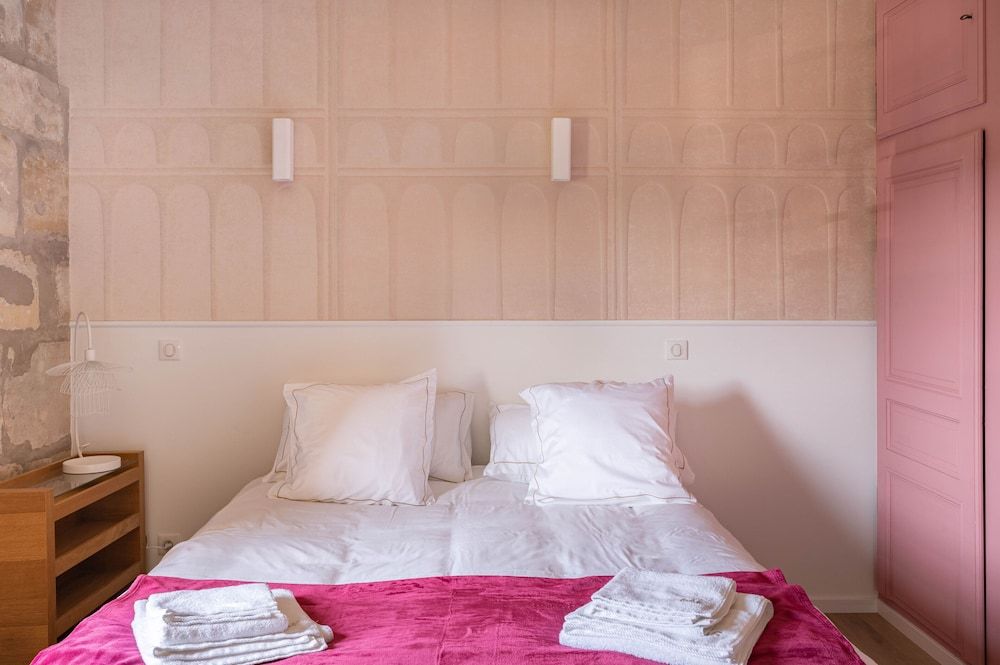 Superior Cottage, Ensuite, Garden View (Biscuit Rose)