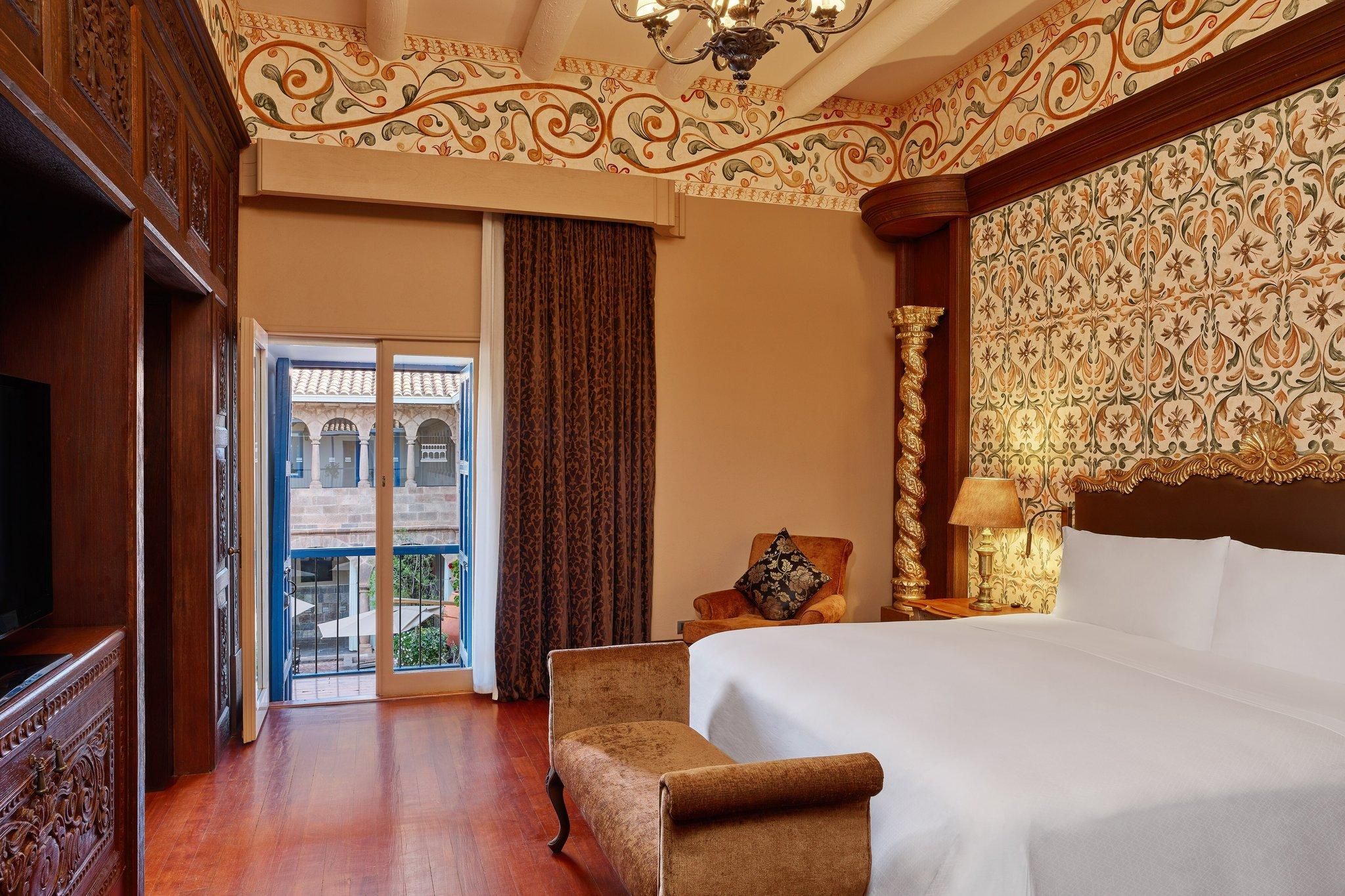 2 Bedroom Presidential Suite, Bedroom 1: 1 King, Bedroom 2: 2 Double