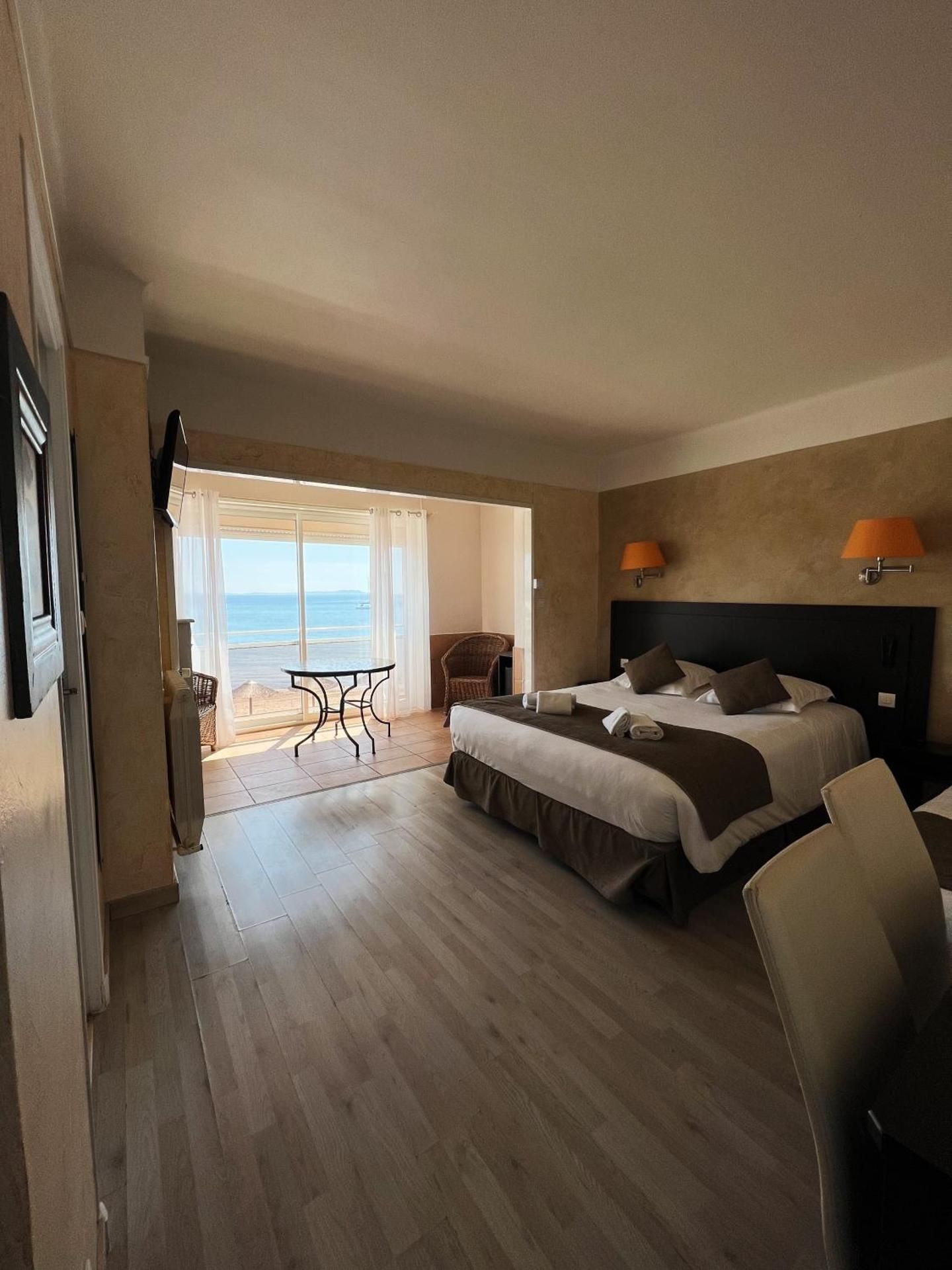 Superior Room with Sea View