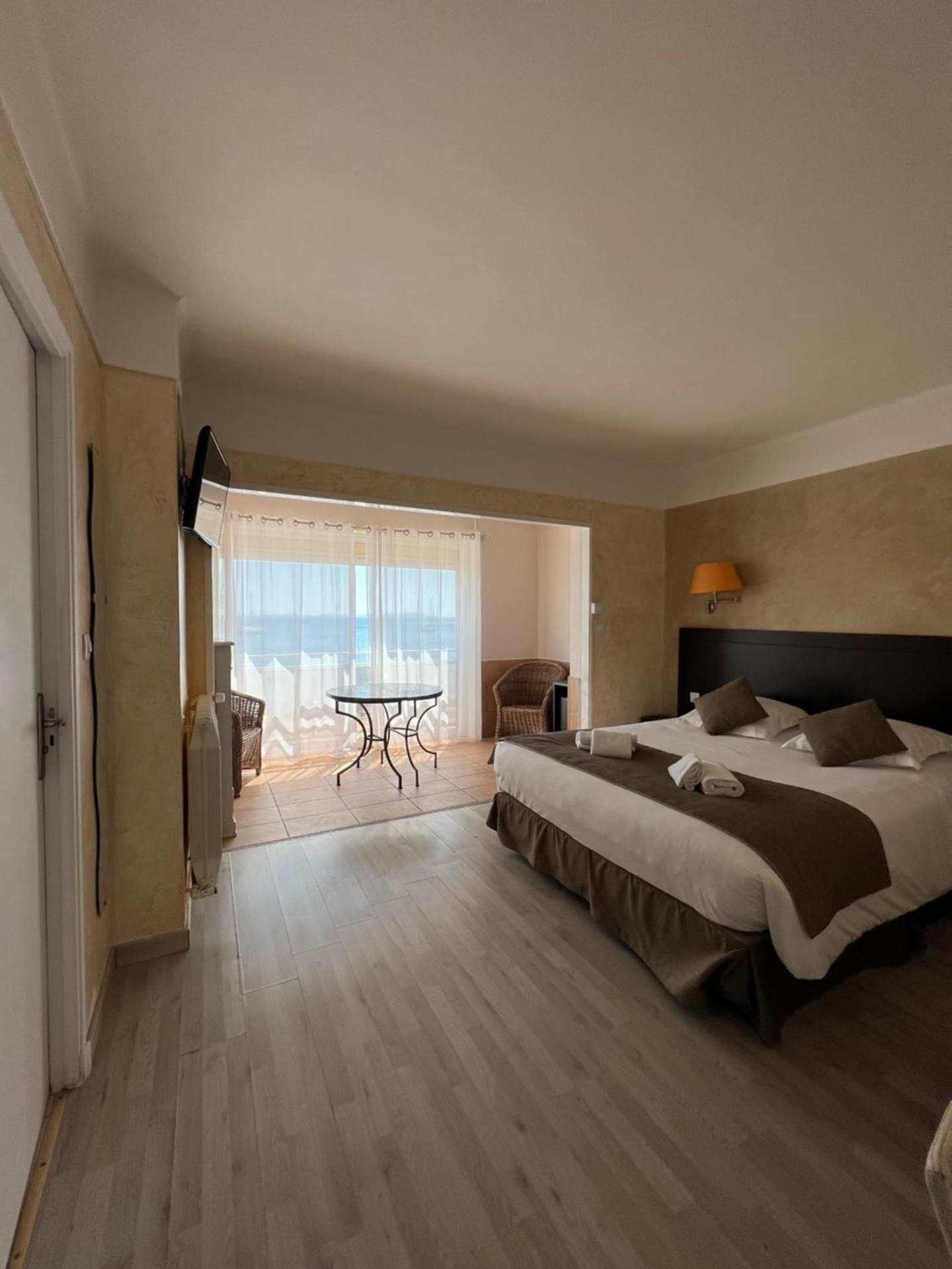 Superior Room with Sea View