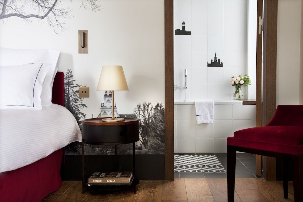 Relais de Chambord, a Small Luxury Hotels of the World Junior Suite, Park View 11