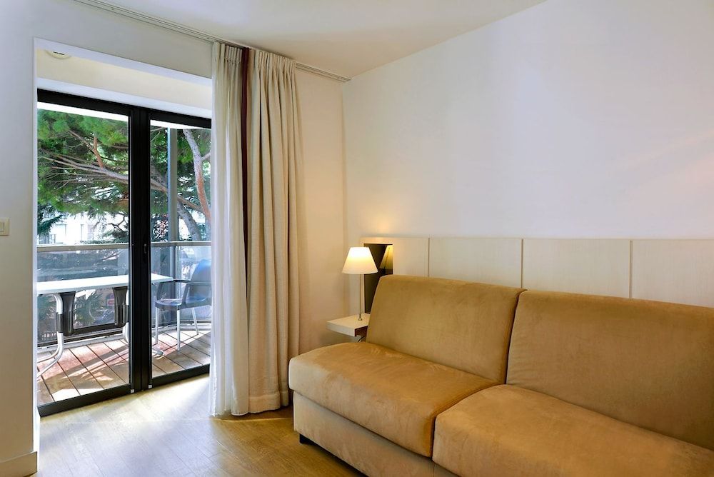 undefined Residéal Premium Cannes 3