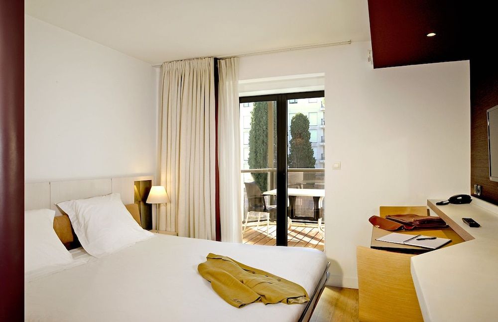 Residéal Premium Cannes Studio, Garden View (2 pers) 6