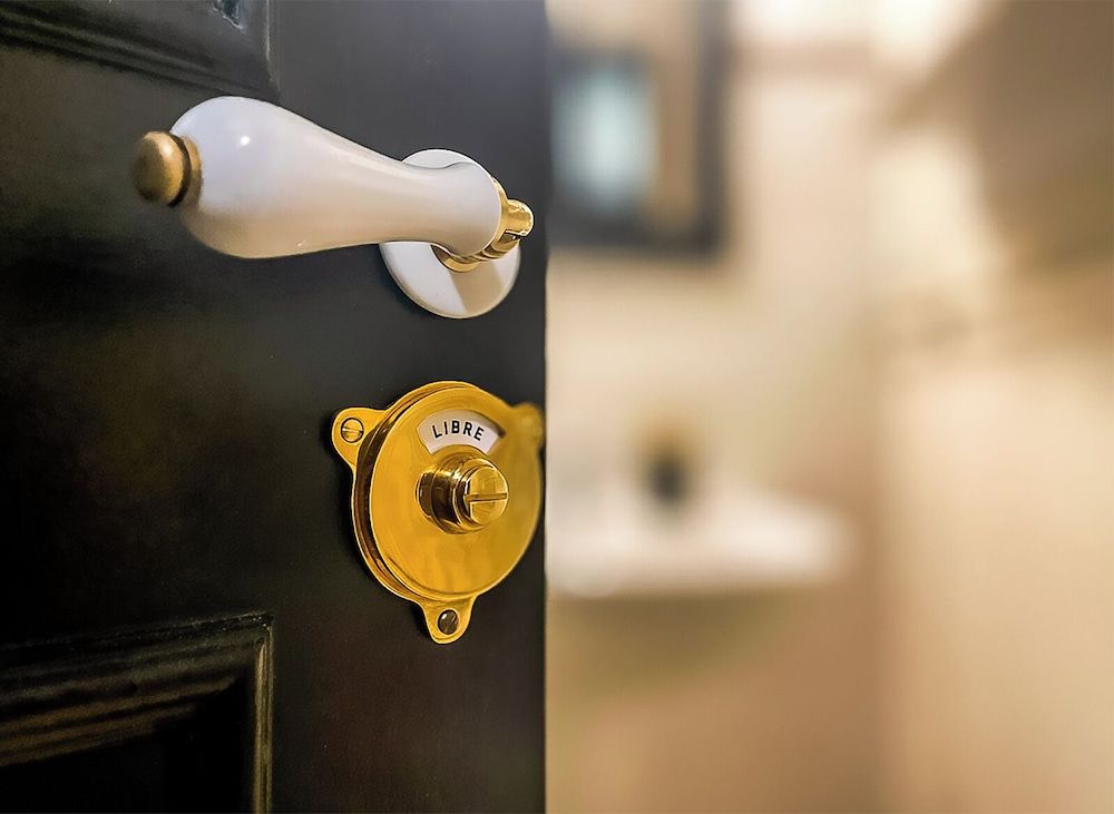 Le Rétro Mirabeau - Maison de Famille Superior Suite, Private Bathroom, Garden View 14