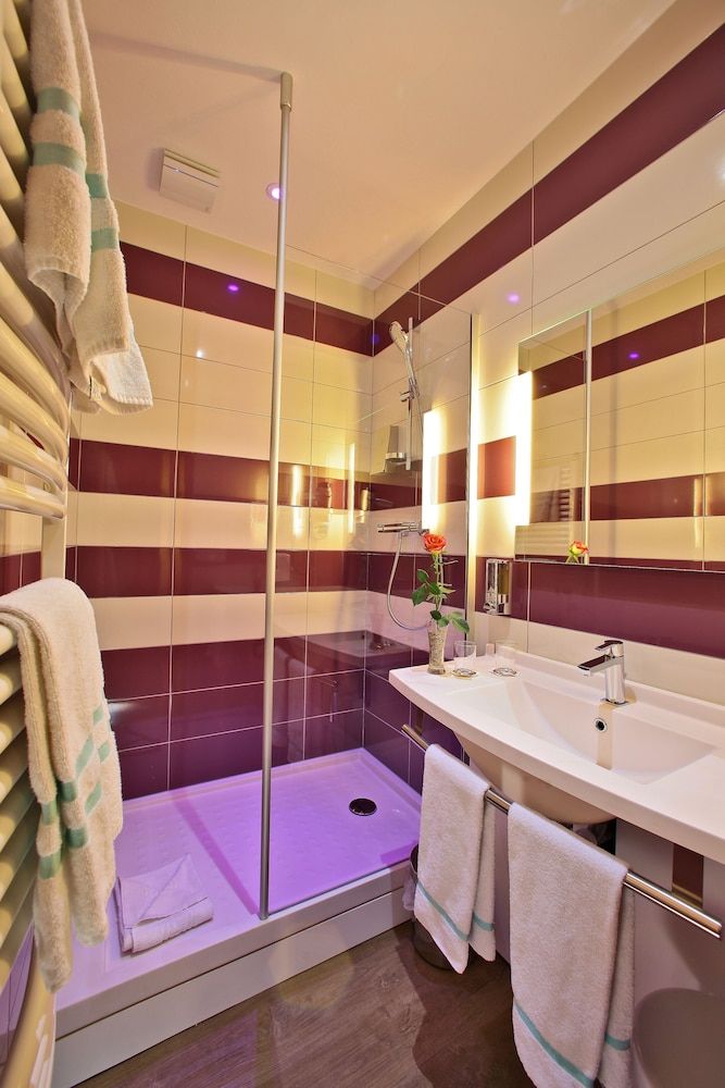 The Originals City, Hôtel Saint Martial, Limoges Chambre Privilège 6