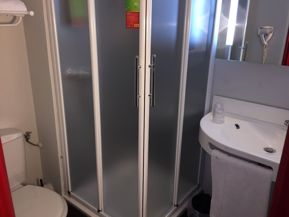 initial by balladins Amiens / Longueau Standard Twin Room, 2 Twin Beds 5