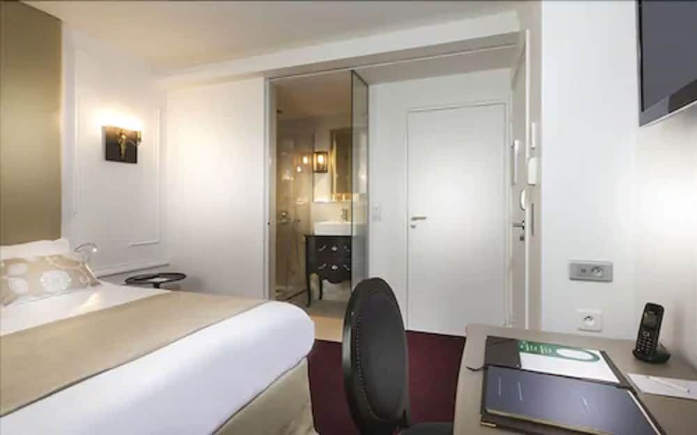 Hôtel Moliere Traditional Room 6