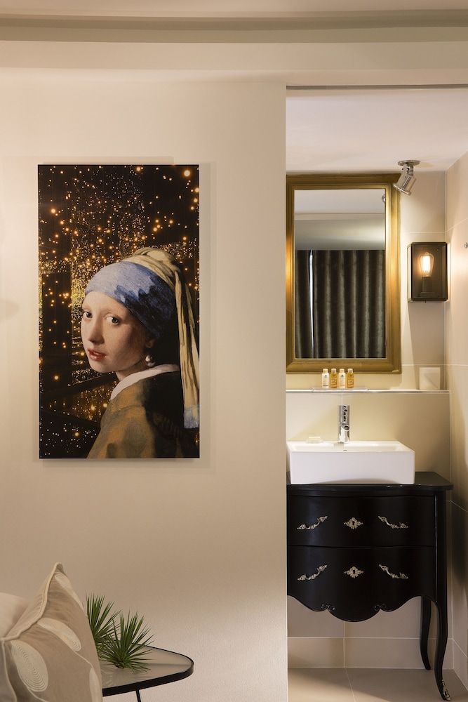 Hôtel Moliere Traditional Room 4