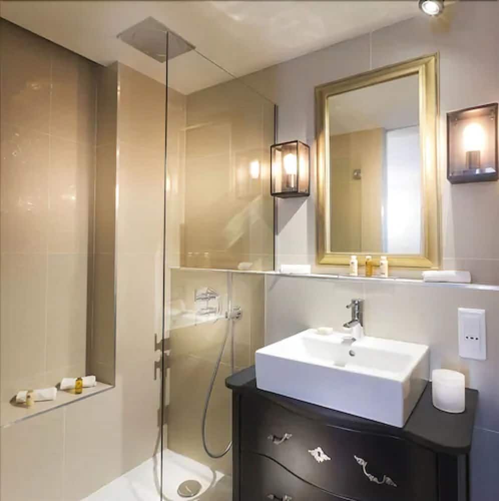 Hôtel Moliere Traditional Room 5