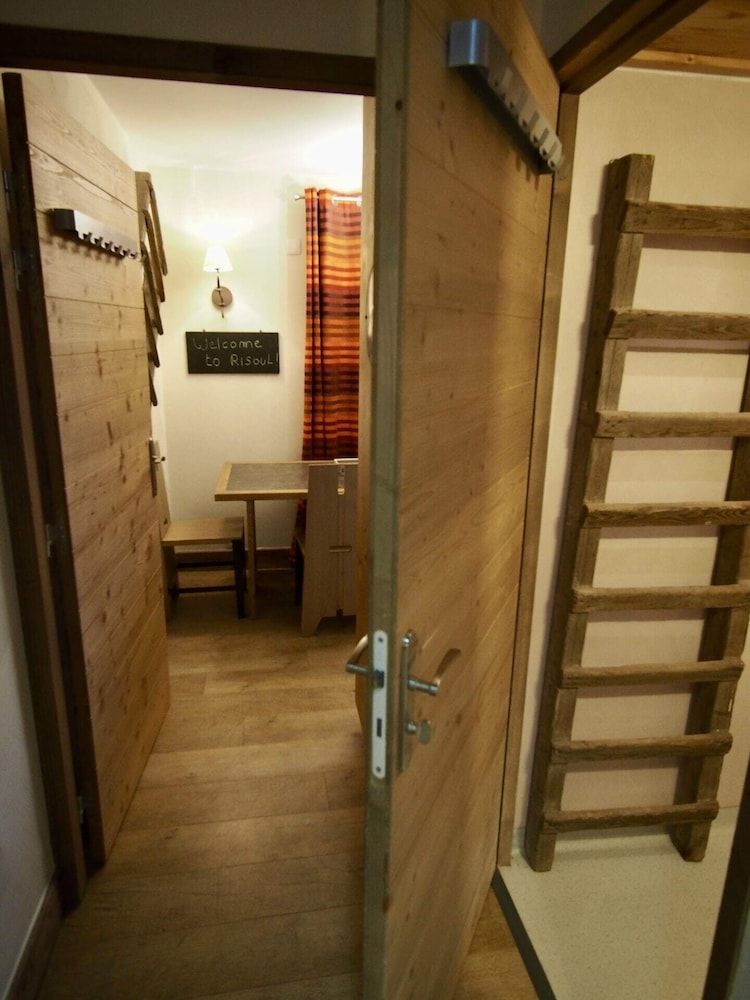 RisoulSki Antarès Comfort Studio, Balcony, Valley View 14