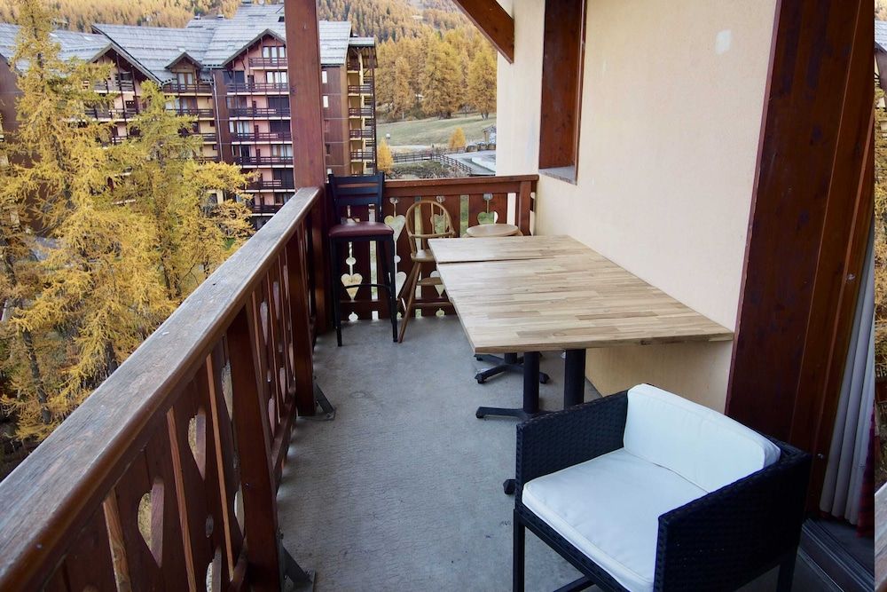 RisoulSki Antarès Deluxe Duplex, 2 Bedrooms, Balcony, Valley View 11