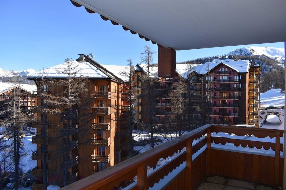 RisoulSki Antarès Comfort Studio, Balcony, Valley View 5