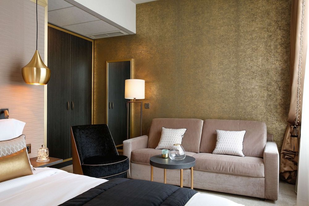 undefined Niepce Paris Hotel, Curio Collection by Hilton 4