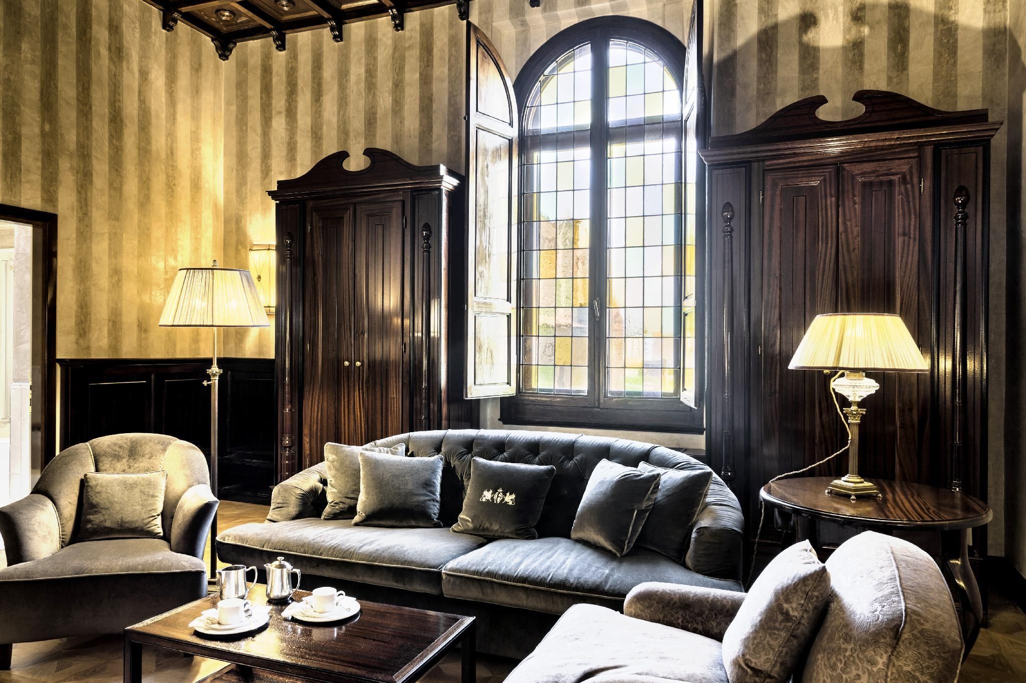 undefined Grand Hotel Baglioni 8