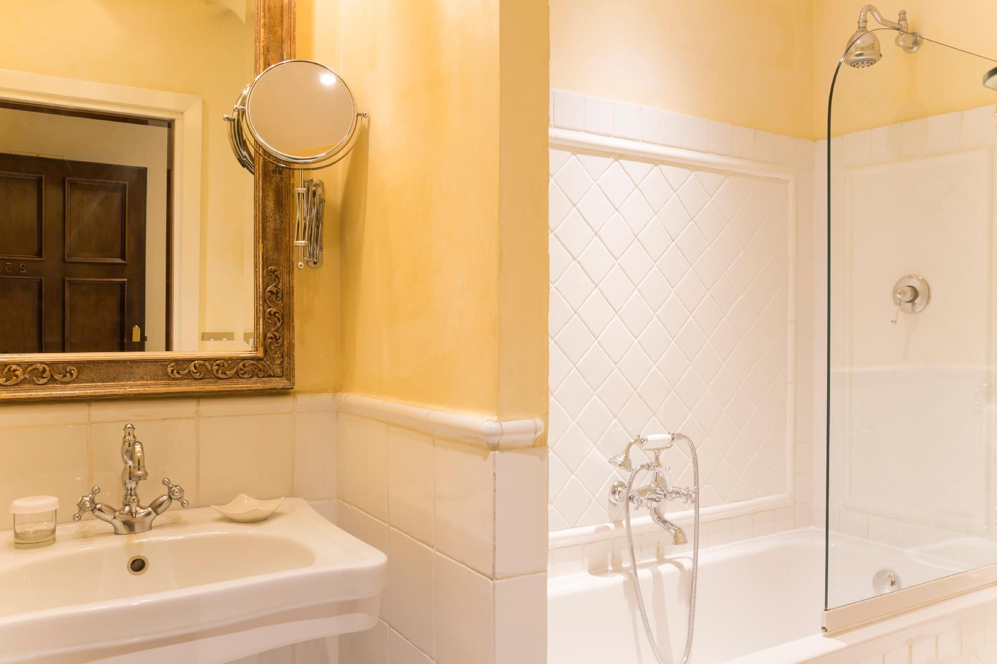 undefined Grand Hotel Baglioni 5