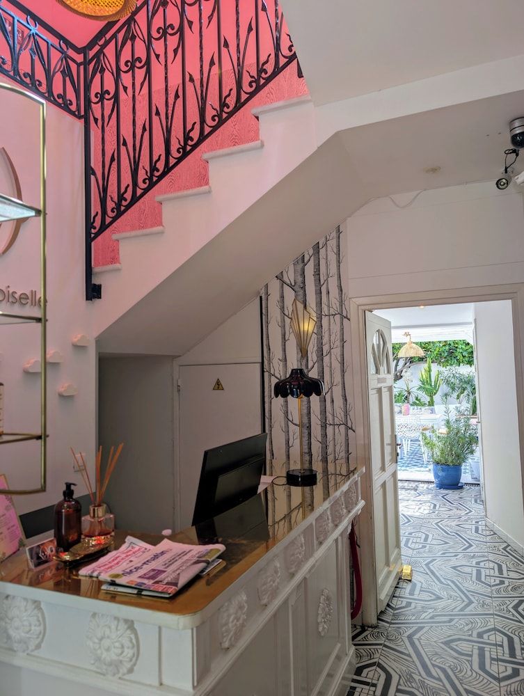 undefined Hotel Mademoiselle
