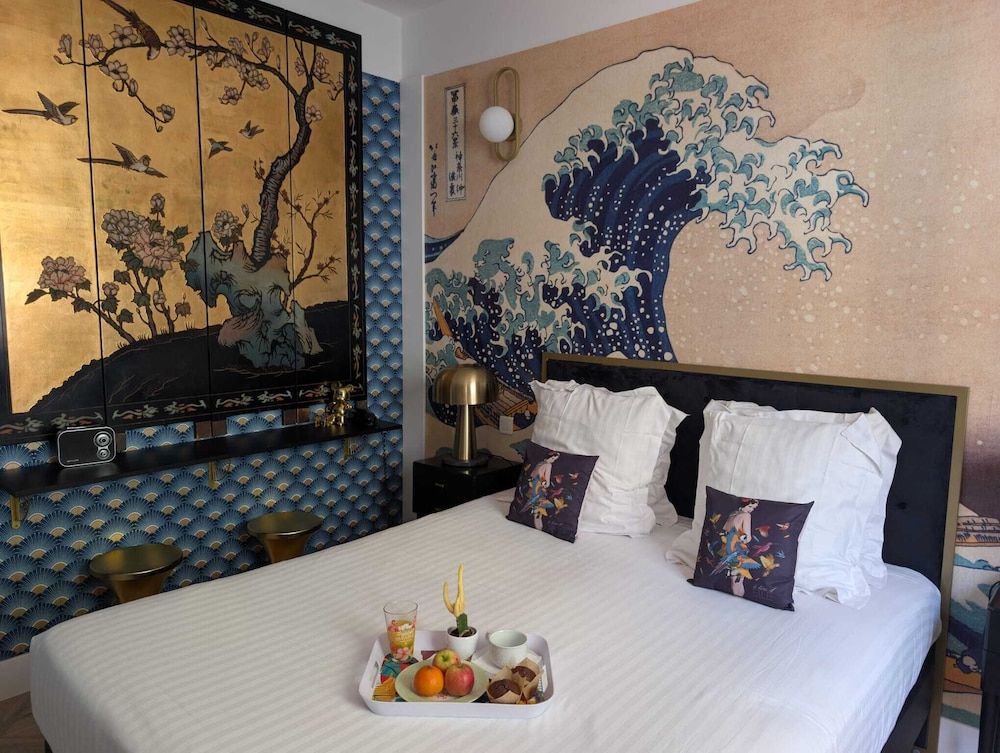 undefined Hotel Mademoiselle 3