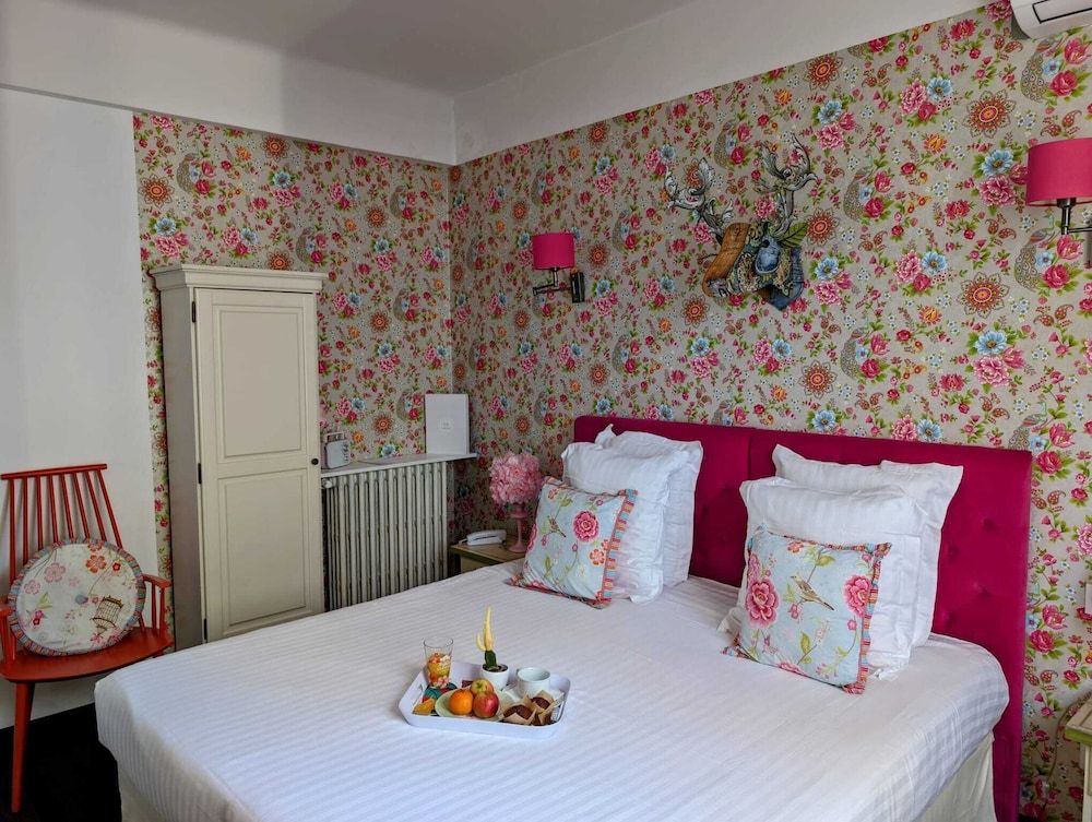 undefined Hotel Mademoiselle 5