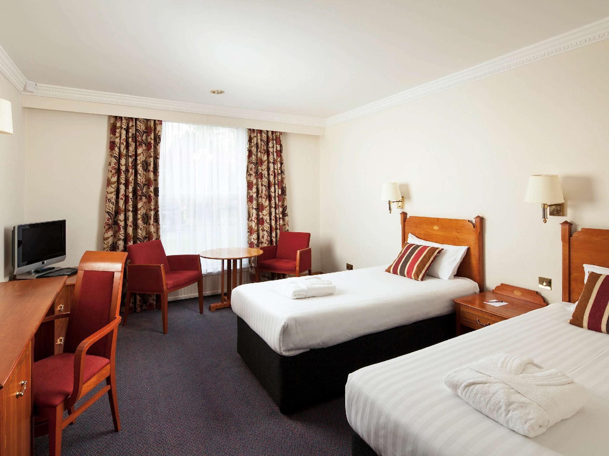 Classic Twin Room