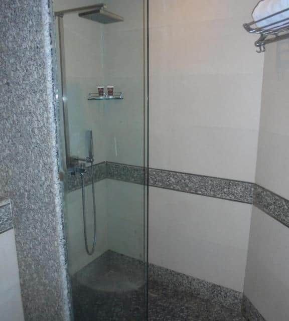 Lords Plaza Ankleshwar Deluxe 9