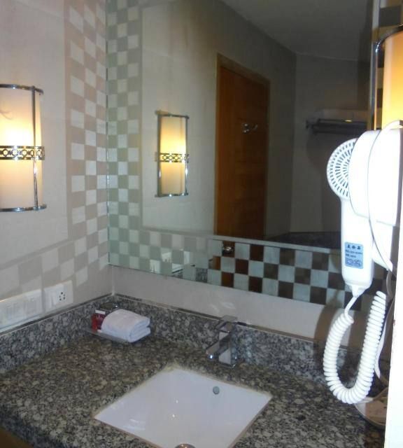 Lords Plaza Ankleshwar Deluxe 10