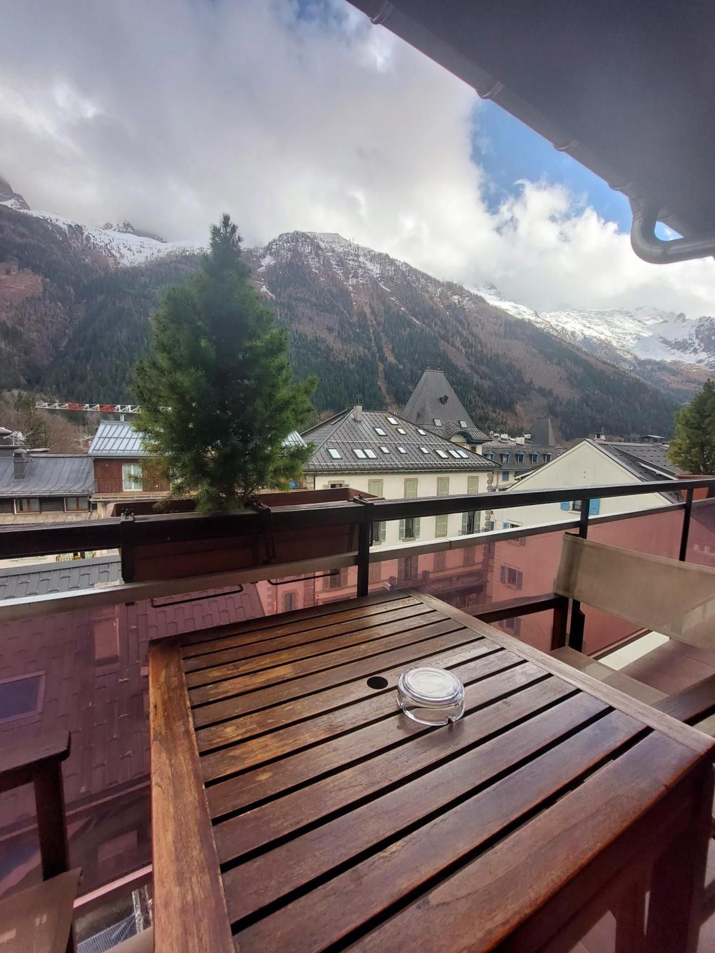 Suite- Free Spa Access