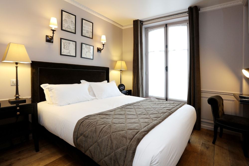undefined Hotel Saint Louis Pigalle