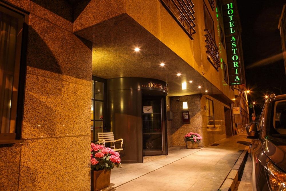 undefined Astoria Hotel 6