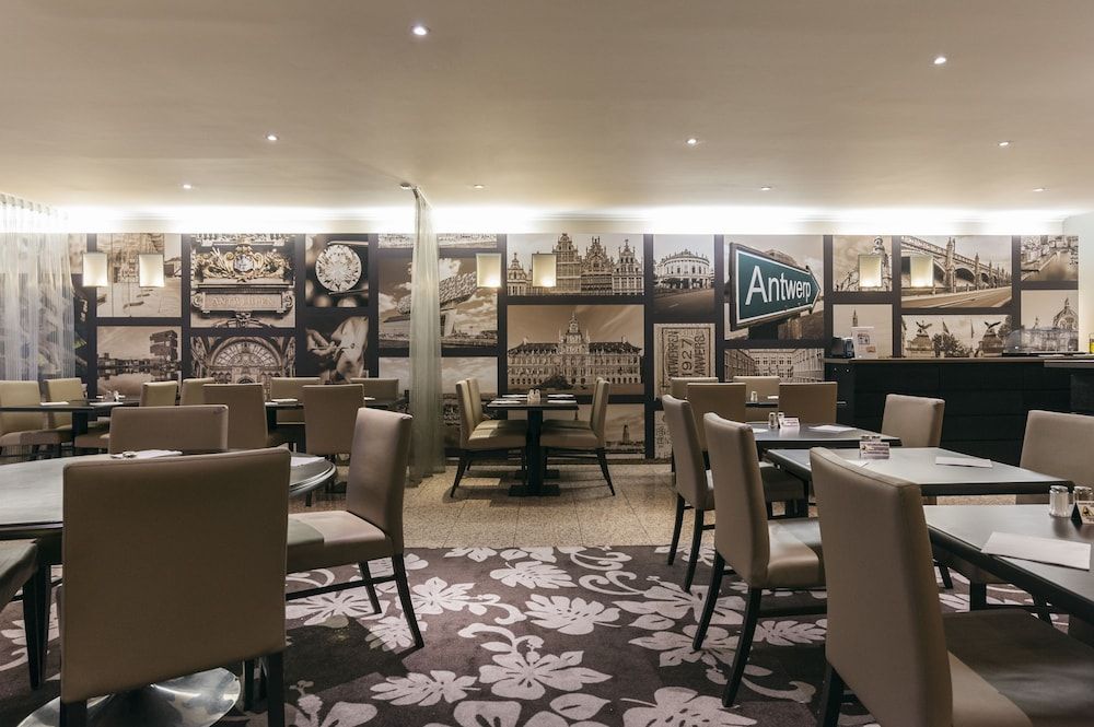 undefined Astoria Hotel 10
