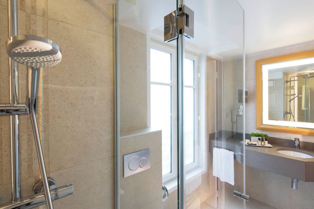 Le Relais des Halles Comfort Double or Twin Room 13