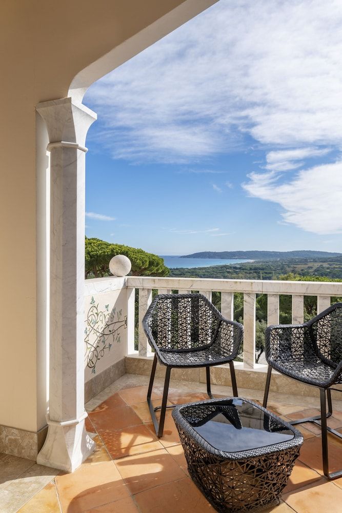 Suite (Riviera)
