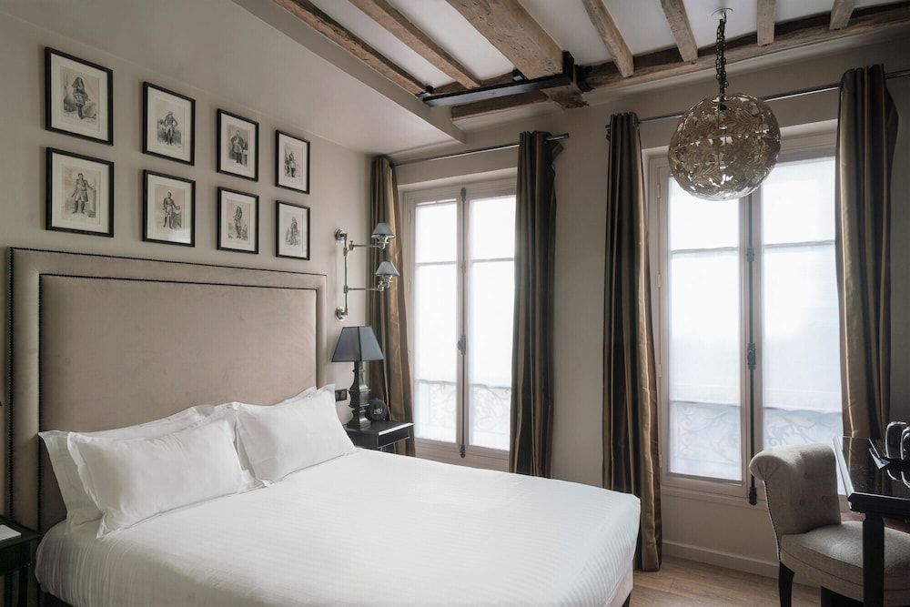 undefined Hotel Saint-Louis en L'Isle - Notre-Dame 5