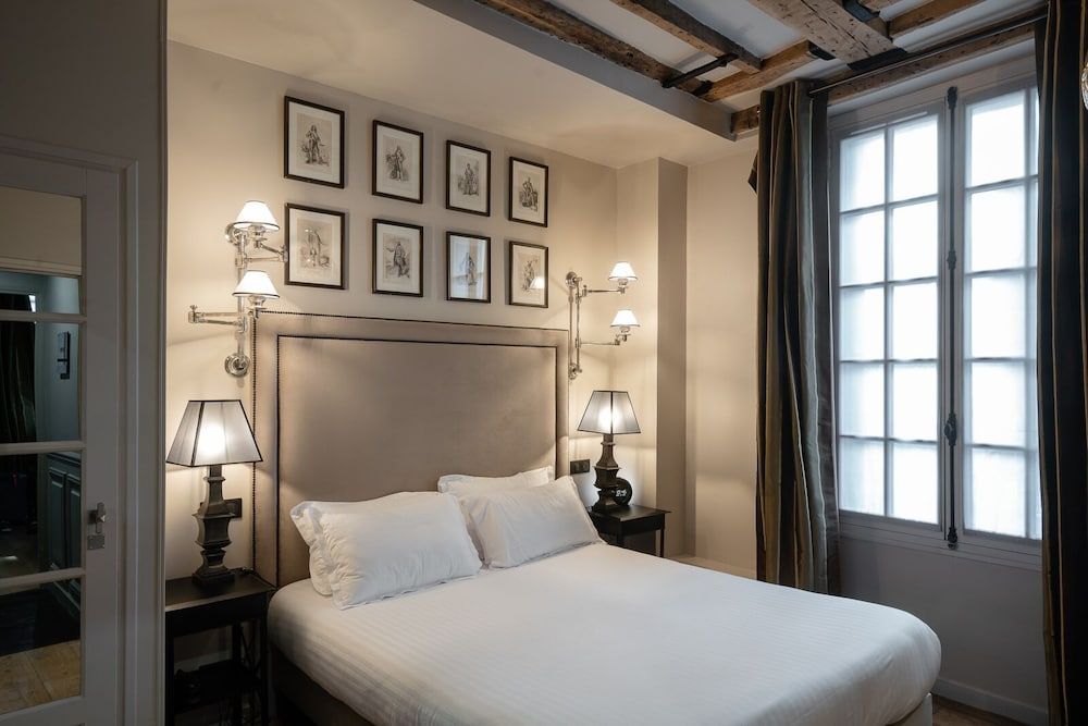 undefined Hotel Saint-Louis en L'Isle - Notre-Dame 2