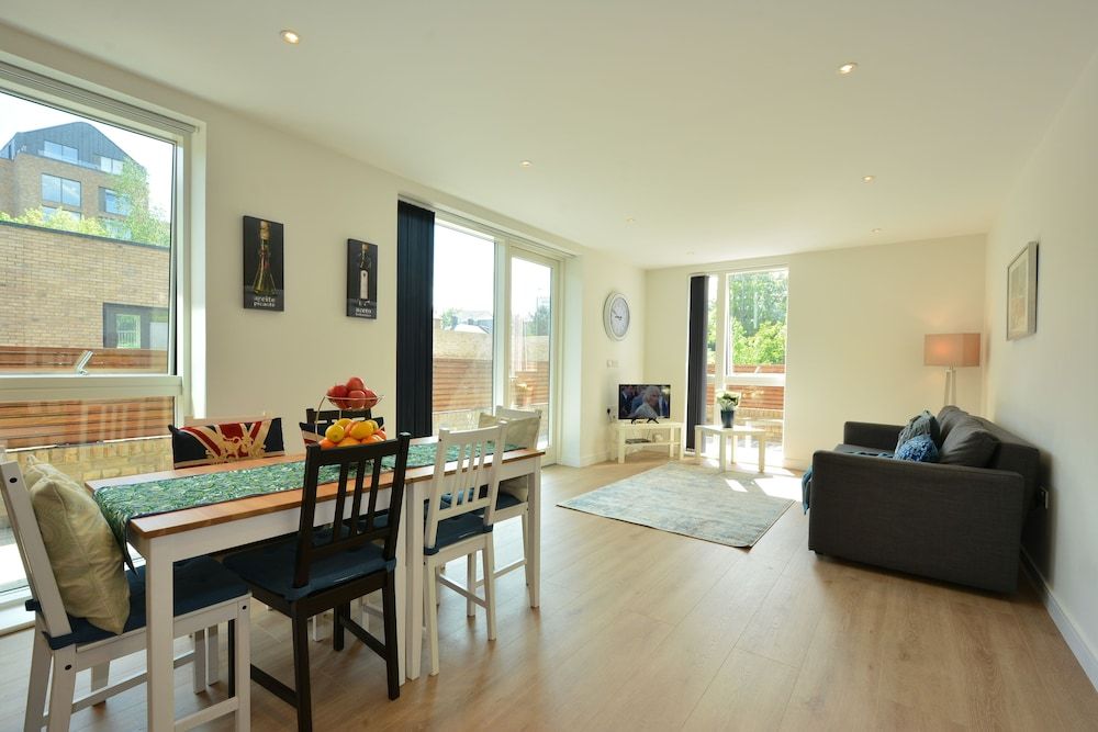 Grand Apartments Kew Gardens Business Apartment, 1 Bedroom, City View 19