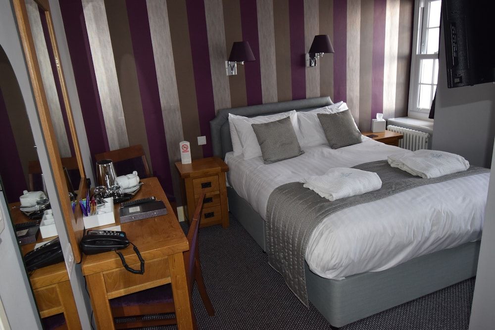 Lincombe Hall Hotel & Spa - Just for Adults Cosy King 3